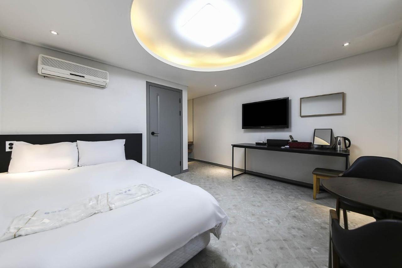 Mi Amor Motel Sokcho Eksteriør bilde